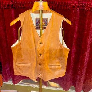 Saddle Brown Classic Western Leather Vest w/ breathable back .size xl Wilson’s
